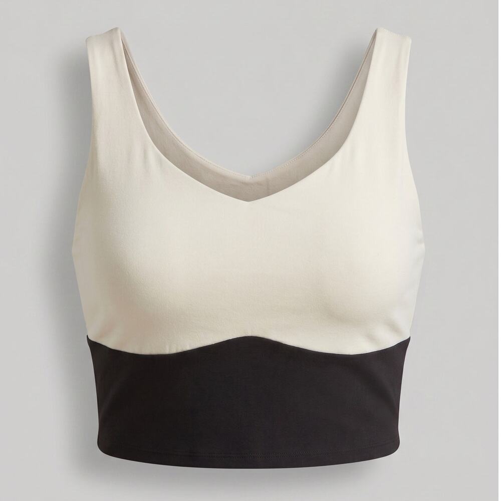 Old Navy Womens 3X Athleisure Minimalist Staple StudioSmooth V-Neck Sport Bra‎